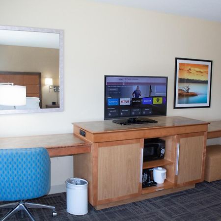 Hampton Inn & Suites Big Rapids, Mi Exterior photo